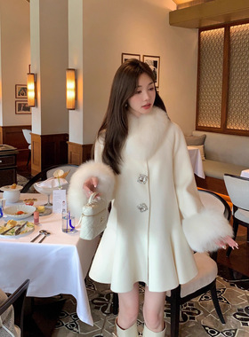 千金归来2026秋狐狸毛领秋冬羊毛呢子新款外套女双面羊绒大衣白色