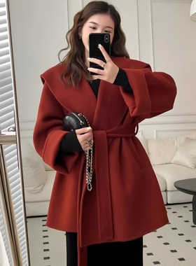 小魔女 今年流行漂亮新年战服呢子大衣独特超好看红色羊毛呢外套