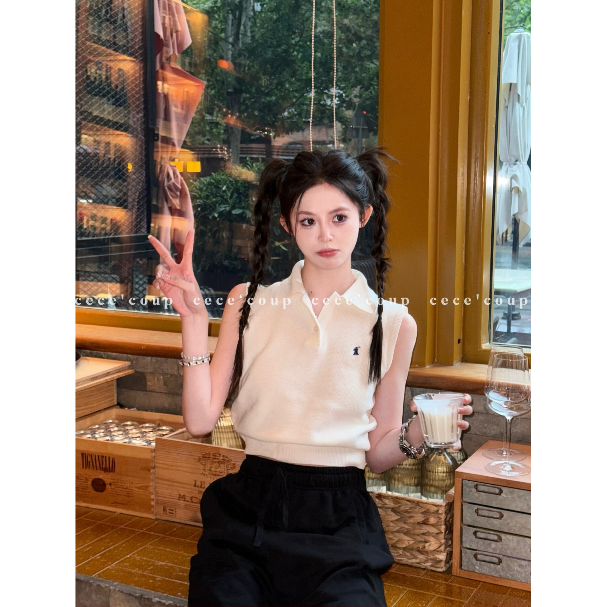 cece coup 智性松弛！03/15 新品 25FW 无袖翻领纽扣显瘦针织上衣