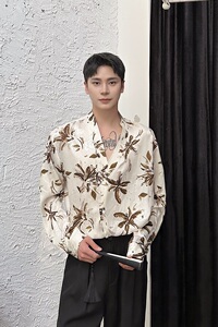 秋复古老钱风肌理纹提花休闲男女长袖衬衣潮流斜襟领衬衫5261P85图片