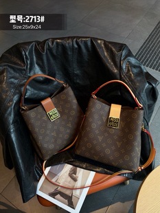 凯诗米娜女2025新款大桶包女士手提单肩包百搭斜挎包女包