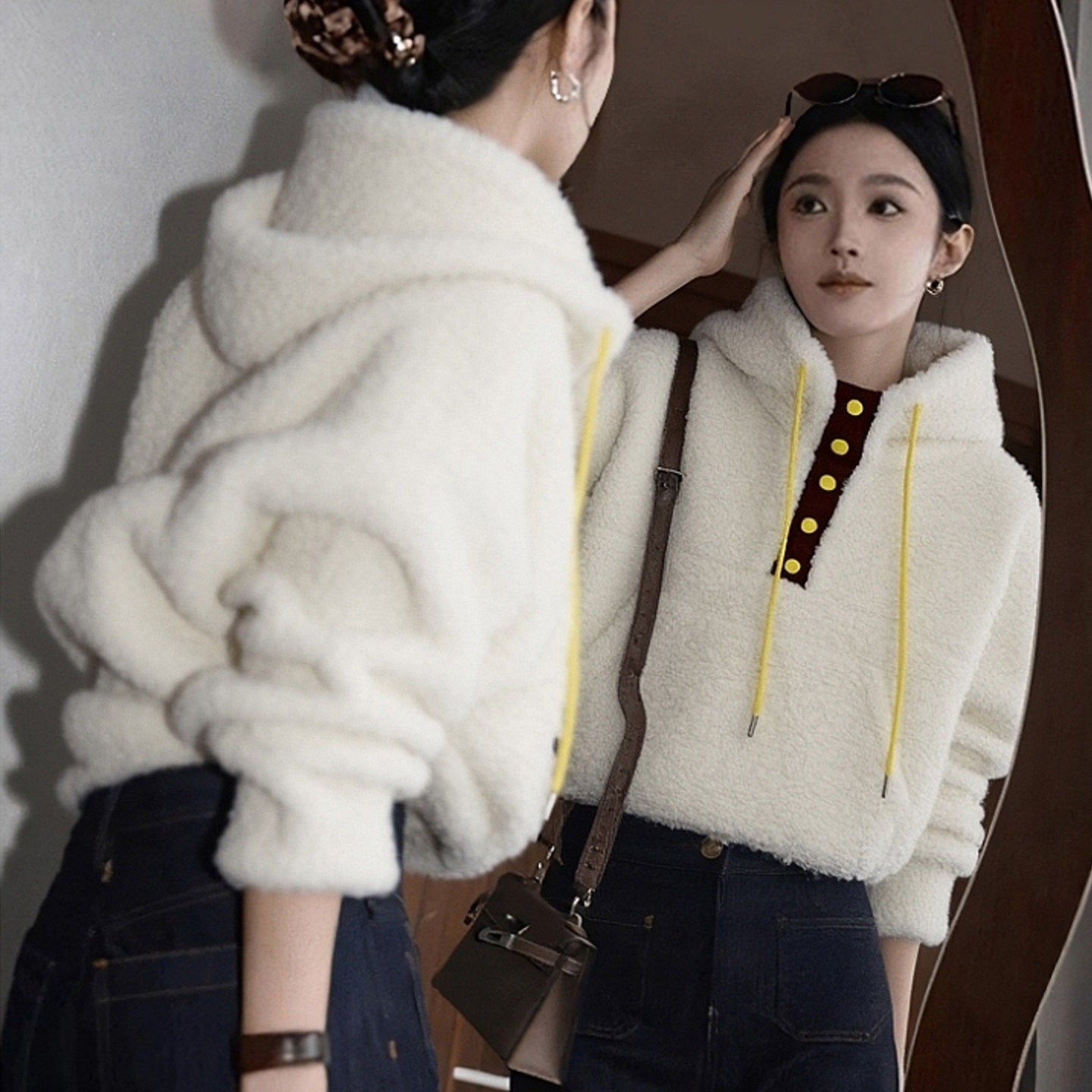 连帽羊羔绒加厚保暖卫衣女款秋冬季2025新款爆款时尚洋气宽松上衣