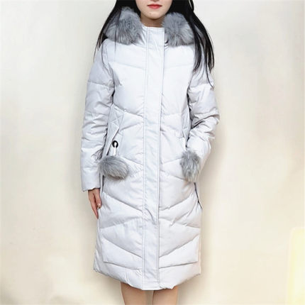 断码cache正品休闲连帽大毛条过膝长款80白鸭绒厚羽绒服女8823003