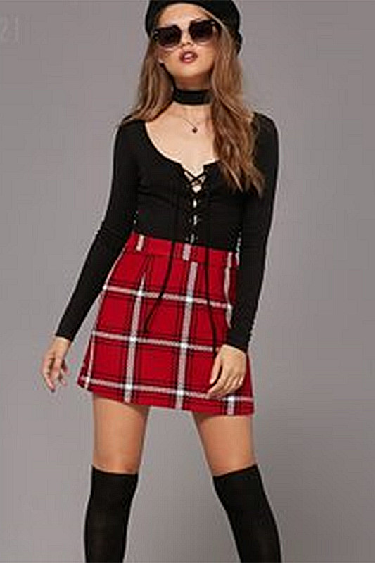 F21系列专柜圆领长袖绑带