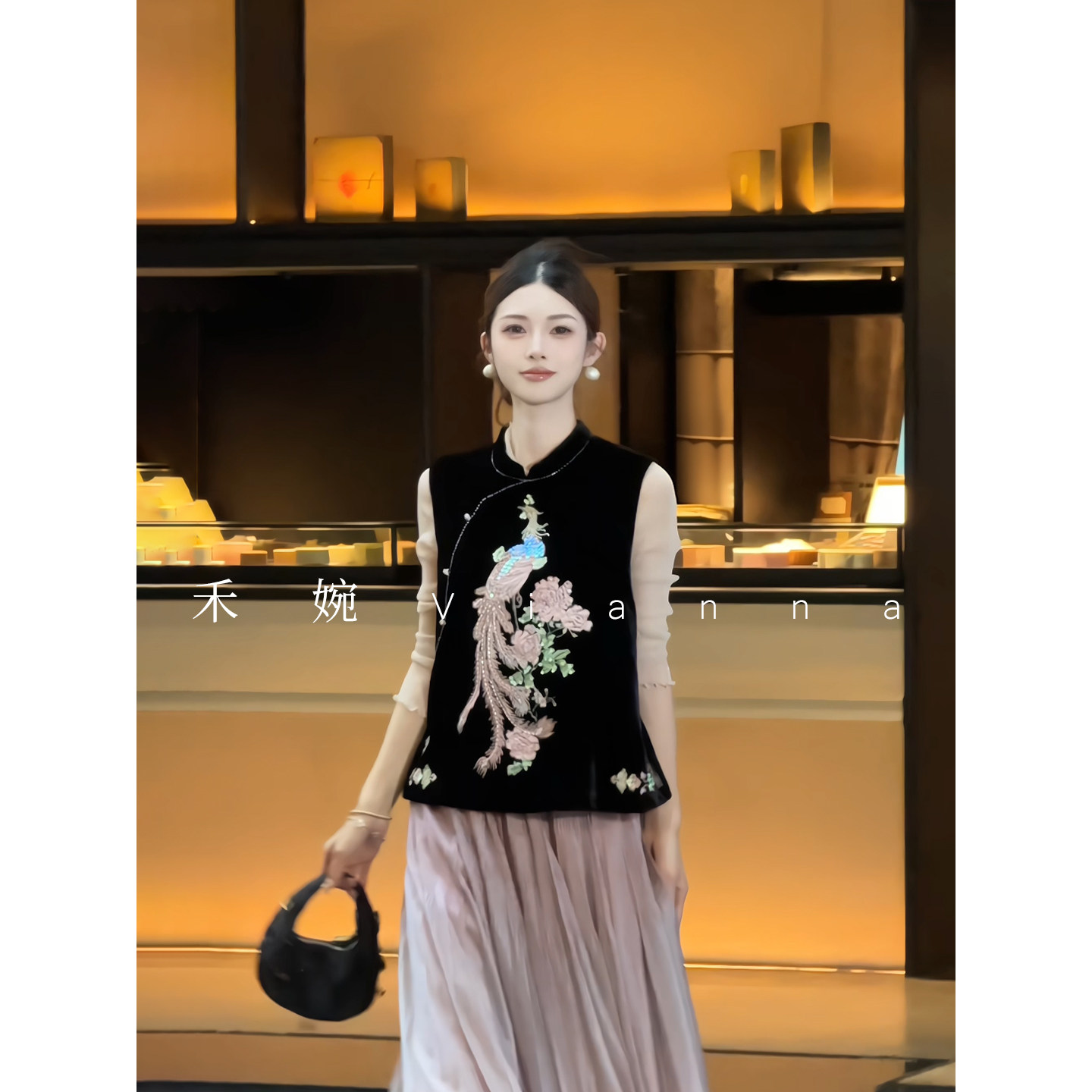 禾婉 【锦凤吟】丝绒新中式马夹重工刺绣立领马甲女秋外穿上衣女