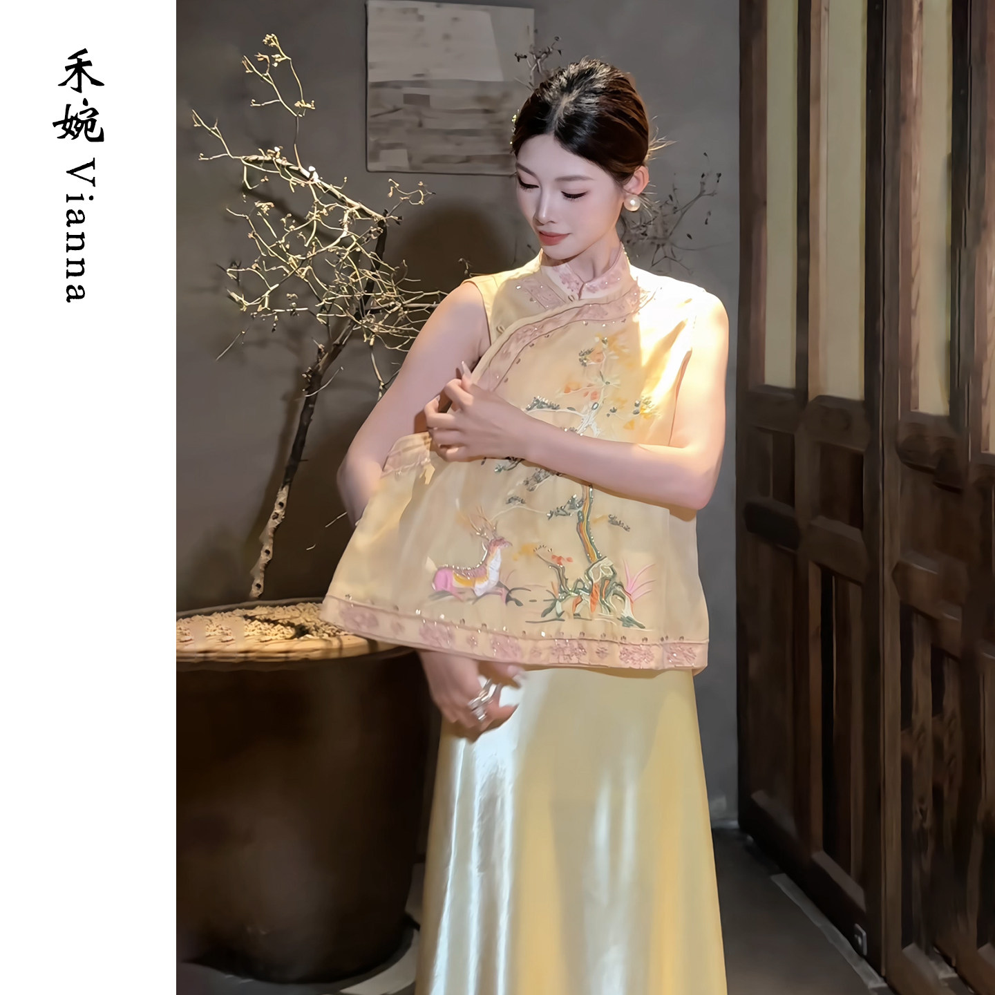 禾婉【呦呦鹿鸣】小鹿新中式轻薄马甲女2026新款春夏重磅珠绣上衣