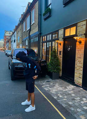 trapstar 美式高级感好看像素猫咪圆领卫衣春秋宽松慵懒风长袖上