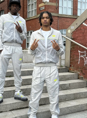 SYNA秋冬新款街头嘻哈男女压胶梭织套装外套长裤休闲运动服套装潮