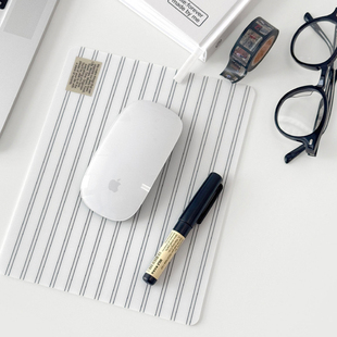 便携小清新防水防滑鼠垫小号电脑桌鼠标垫ins小众防水简约韩国OAB