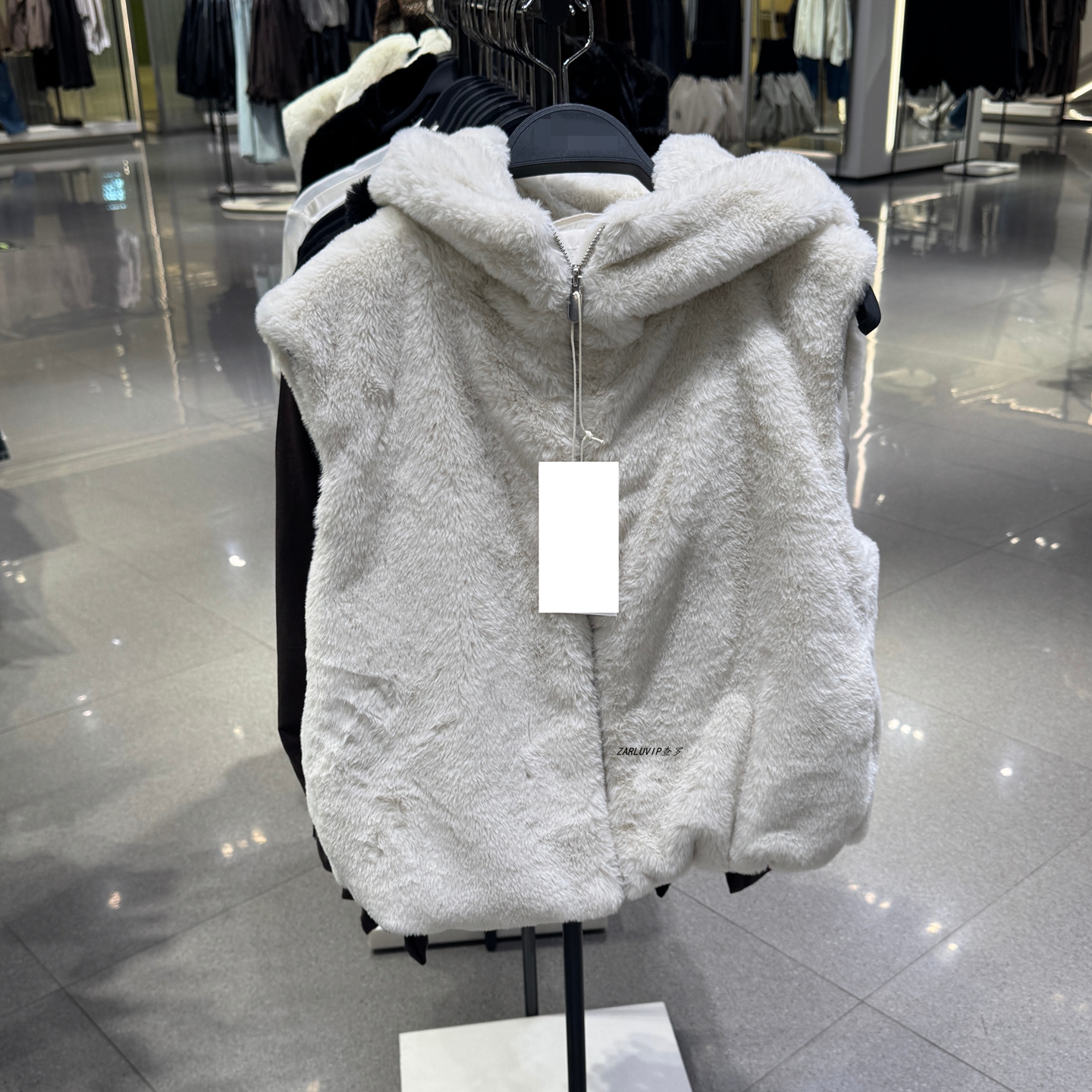 ZARluvip查罗无袖背心仿皮草外套