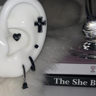 暗黑色爱心耳骨钉钛钢滴釉耳圈十字架耳钉耳蜗钉甜酷辣妹水滴耳环