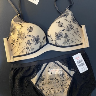 80B超聚拢上薄下厚一体杯软钢圈调整型三排扣20811119 曼80A