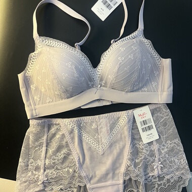 曼75A 75B超聚拢上薄下厚无钢圈舒适有型调整三排扣20812365套装