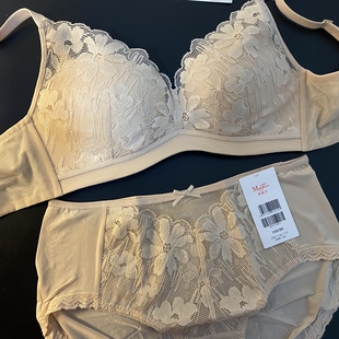 曼75B超聚拢上薄下厚无钢圈小胸显大调整型三排扣20811134