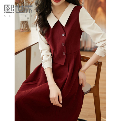 熙世界秋冬款高级感红色连衣裙