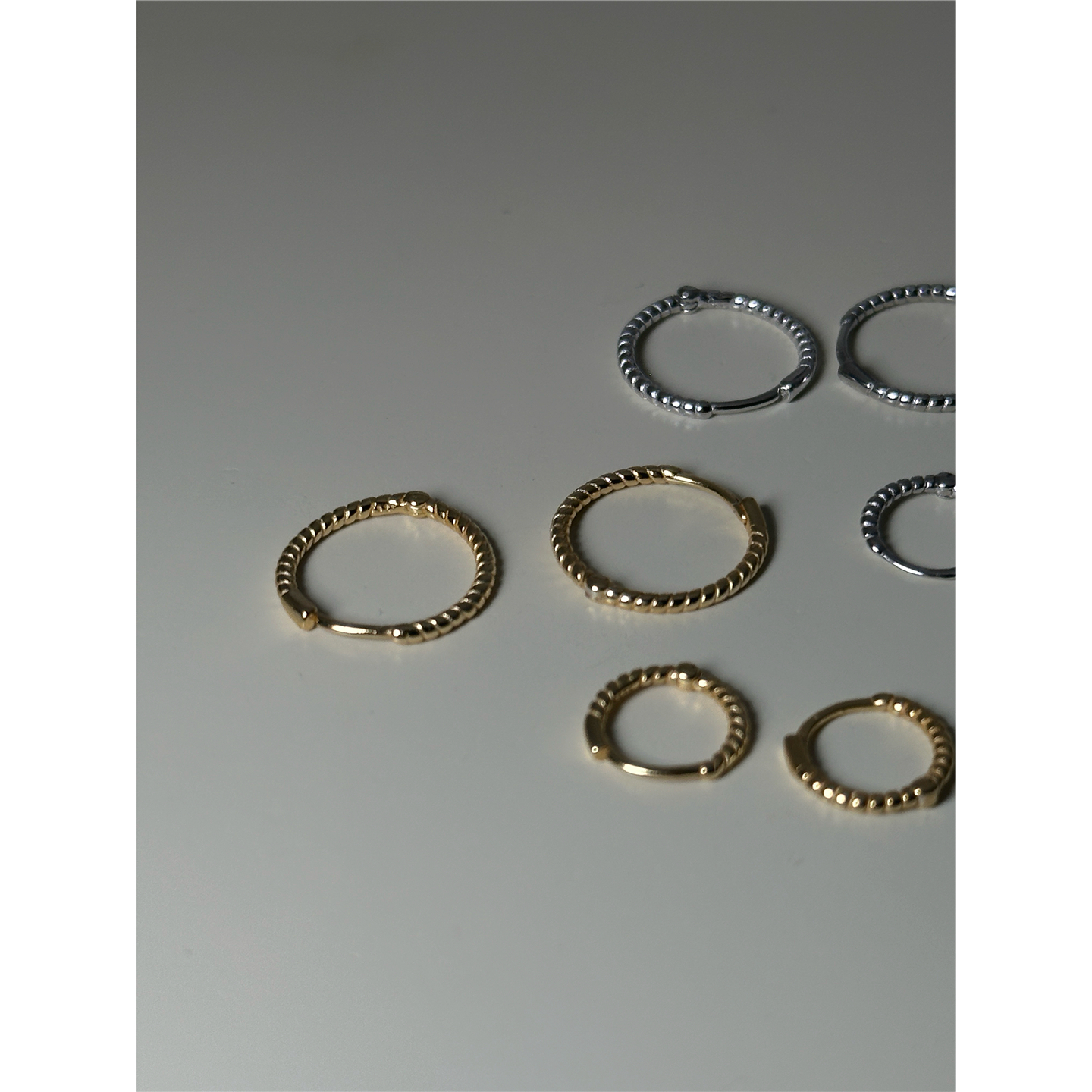 安小柏 基础款 叠带bi入 通体s925纯银镀金麻花耳圈细款极简耳环