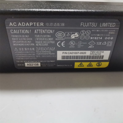 富士通电脑LH531 LH520充电器19V4.22A/4.74A笔记本适配器电源线