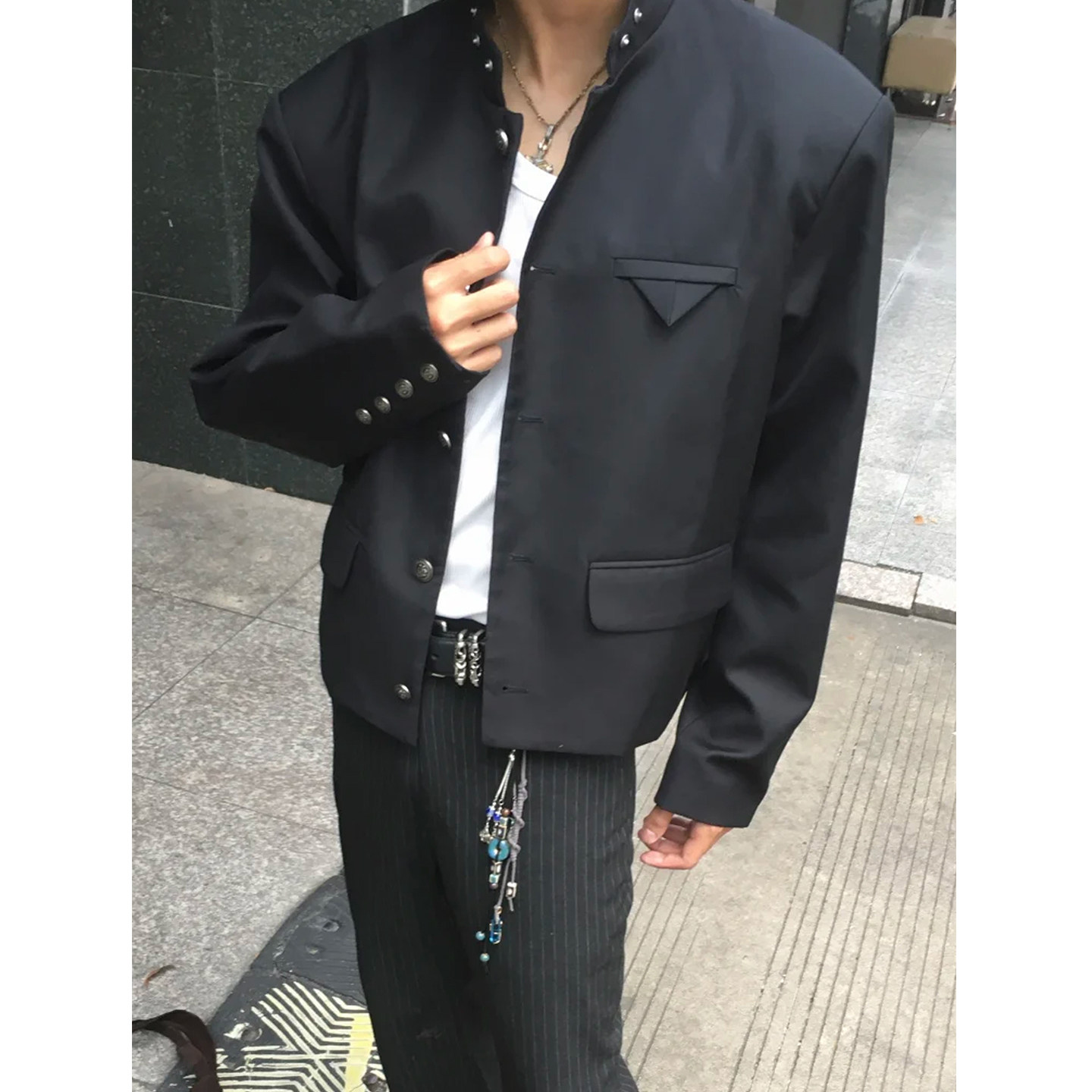 小众短款立领西装外套男款春秋季小香风痞帅宽松百搭廓形垫肩夹克图片