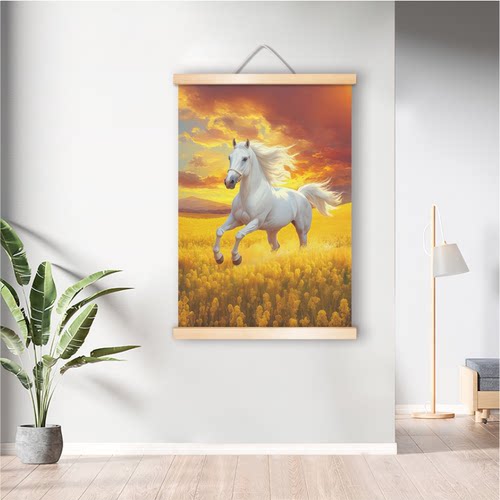 红日当头策马奔腾黄金骏马镇宅