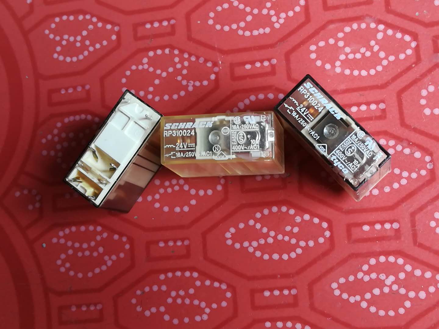 泰科拆机继电器进口现货