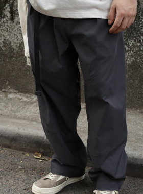 Gnomes lab 25SS轻量化户外速干结构设计磁吸扣通勤纯色长裤