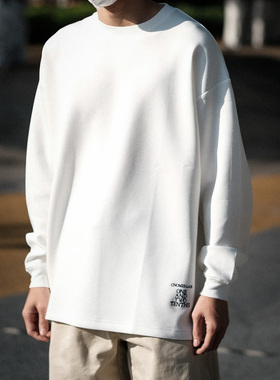 Gnomes lab 23AW 定织3.0软糯亲肤空气层刺绣标语长袖宽松打底T