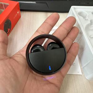 跨境亚马逊HELIX真无线TWS蓝牙耳机360度金属旋转充电外贸库存货