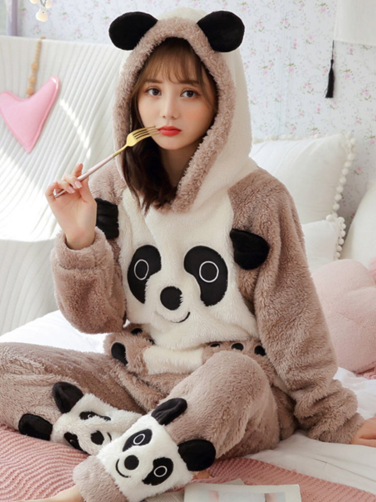 여성을위한 산호 벨벳 잠옷 겨울 플러스 벨벳 두꺼운 겨울 학생 귀여운 느슨한 플란넬 스타일 가을 겨울 홈웨어 세트
