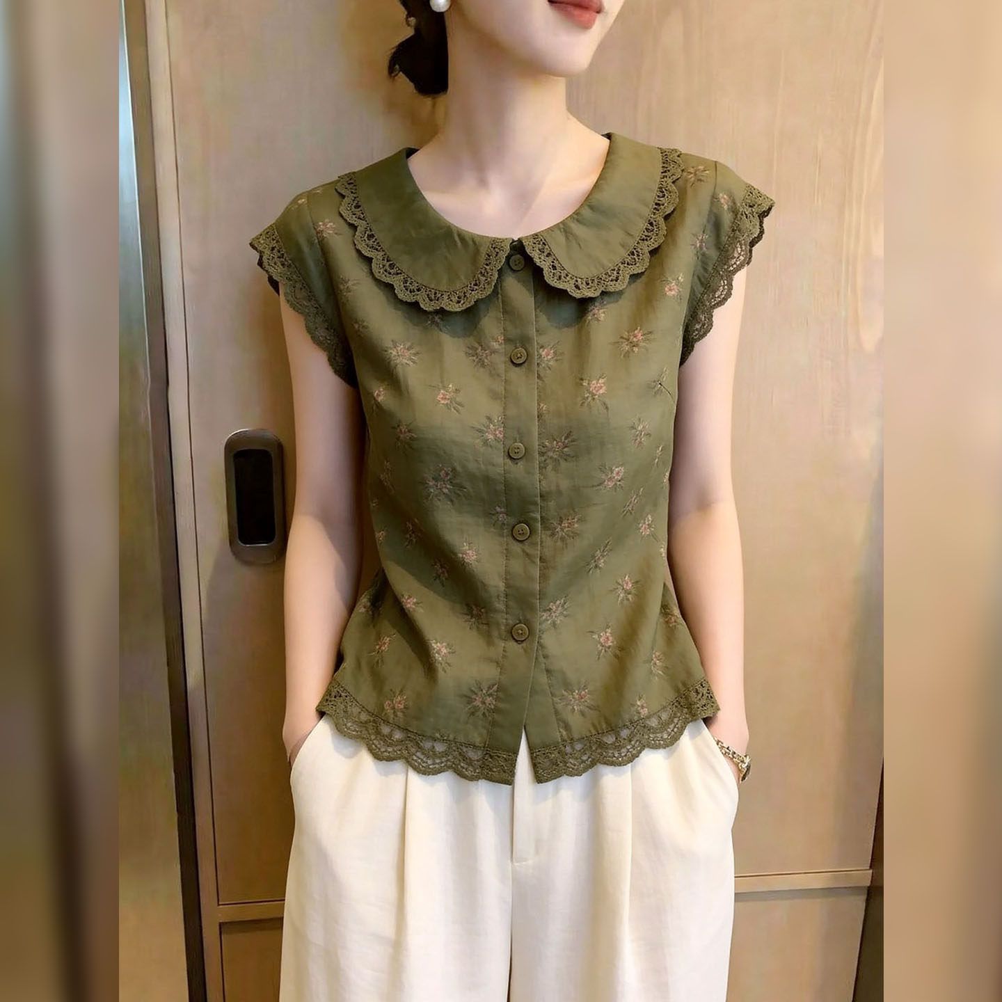 夏季复古军绿碎花无袖娃娃领衬衫