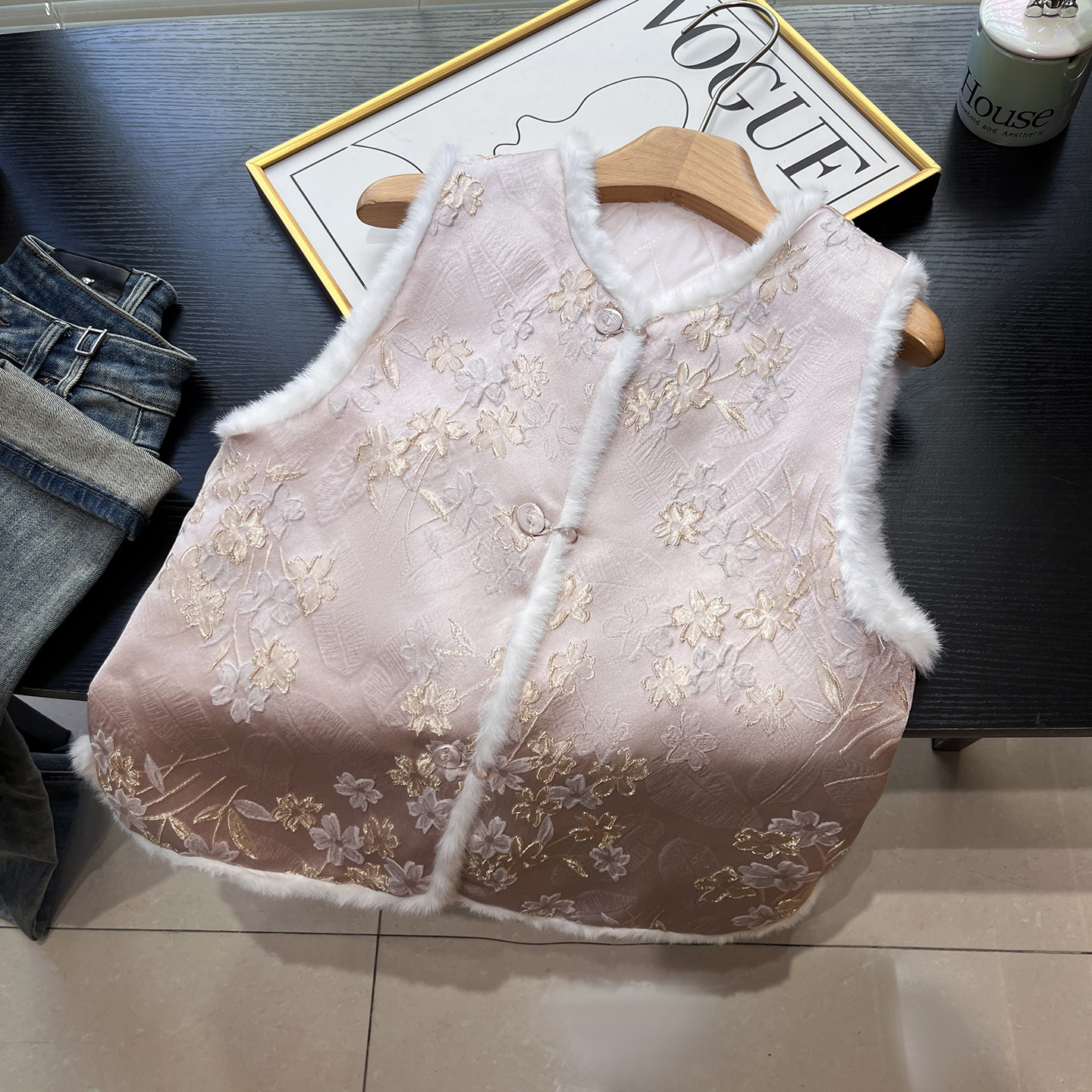 减龄粉色高级感新中式毛边马甲女春季夹棉加厚年轻款国风外穿背心