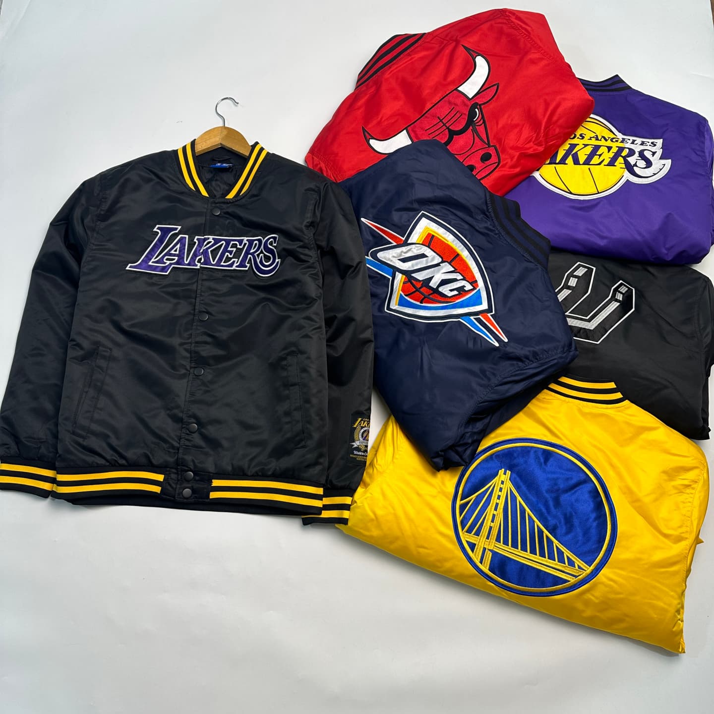 北美篮球夹棉单排扣万针刺绣棉服