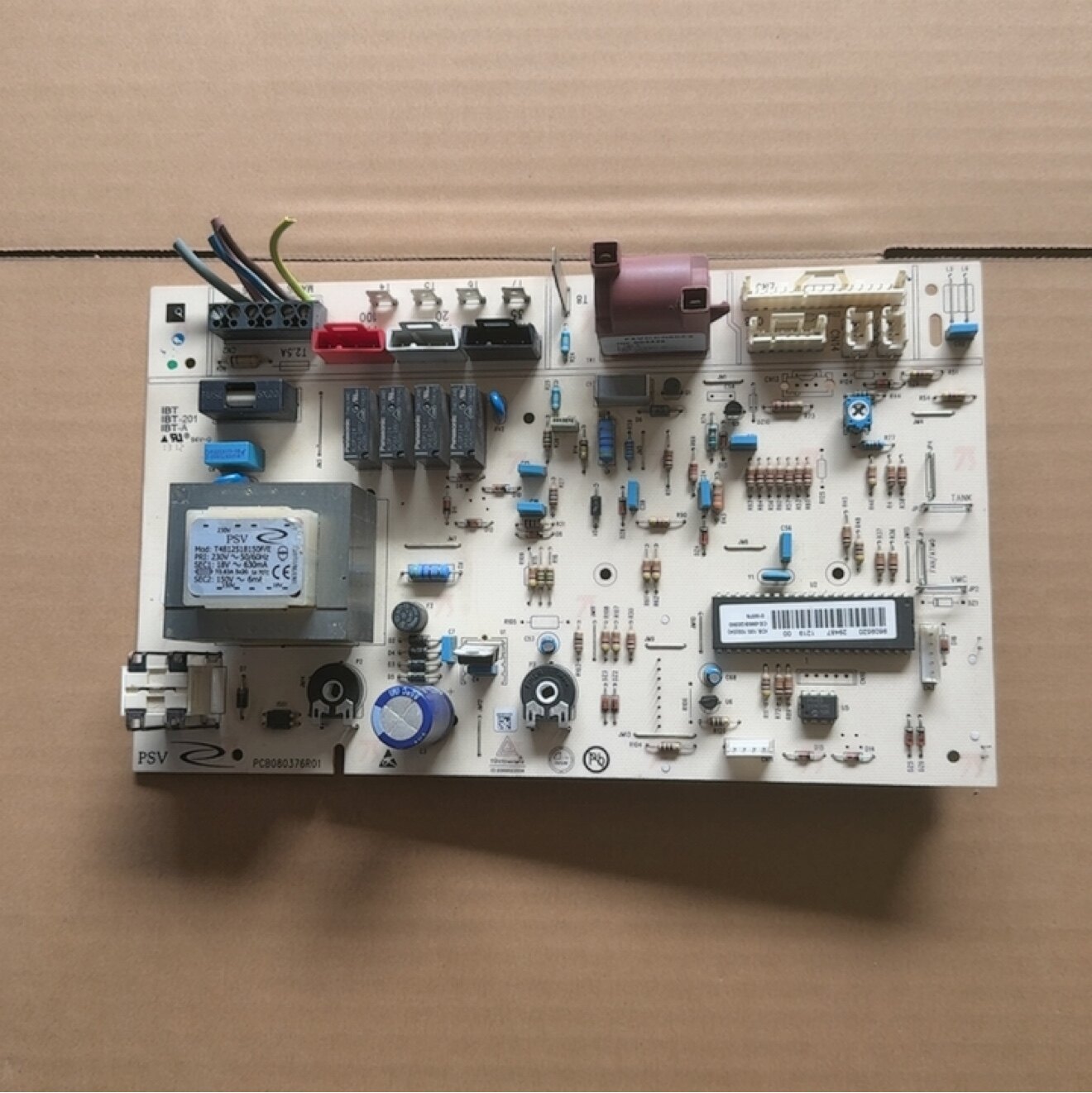 菲斯曼壁挂炉WH1D主板CE-085BQ0380壁挂炉热水器PCB080376R01