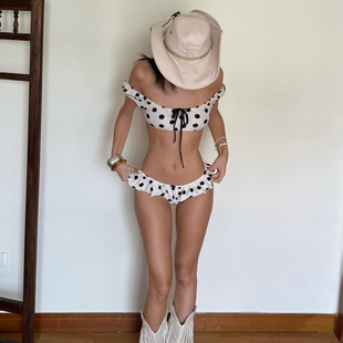 裙边超短裤 系带波点胸衣 罗马假日性感辣妹泳衣套装 H家欧美女装