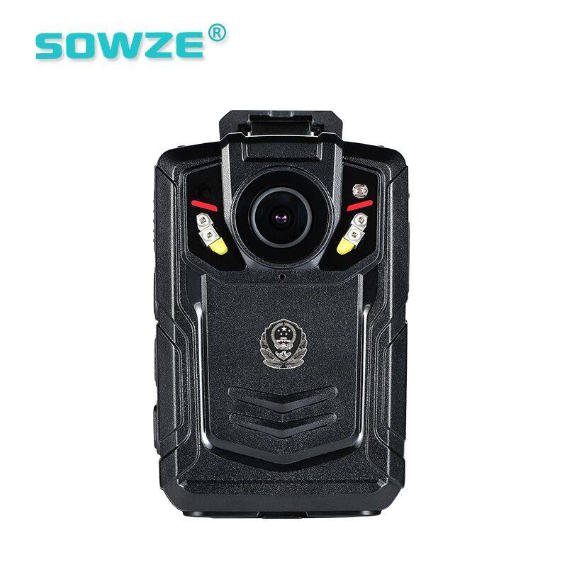 守望者 4g手持记录仪一键拍照 录像带背夹使用 两块2700ma锂电池