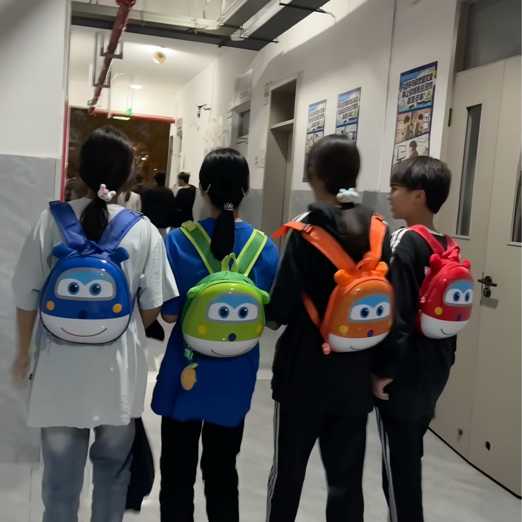 书包儿童背包男女童超级飞侠卡通小孩宝宝背包小飞侠登山包大学生