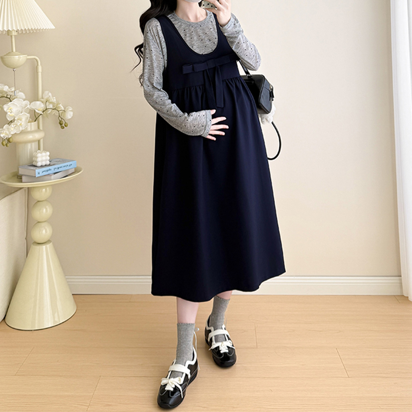 孕妇装背心裙套装早春新款蝴蝶结时尚百搭背心裙+波点内搭两件套