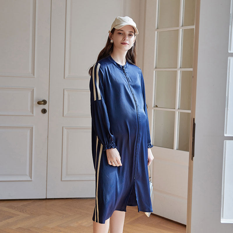 孕妇连衣裙春秋新款休闲宽松百搭时尚拉链运动风高品质孕妇裙