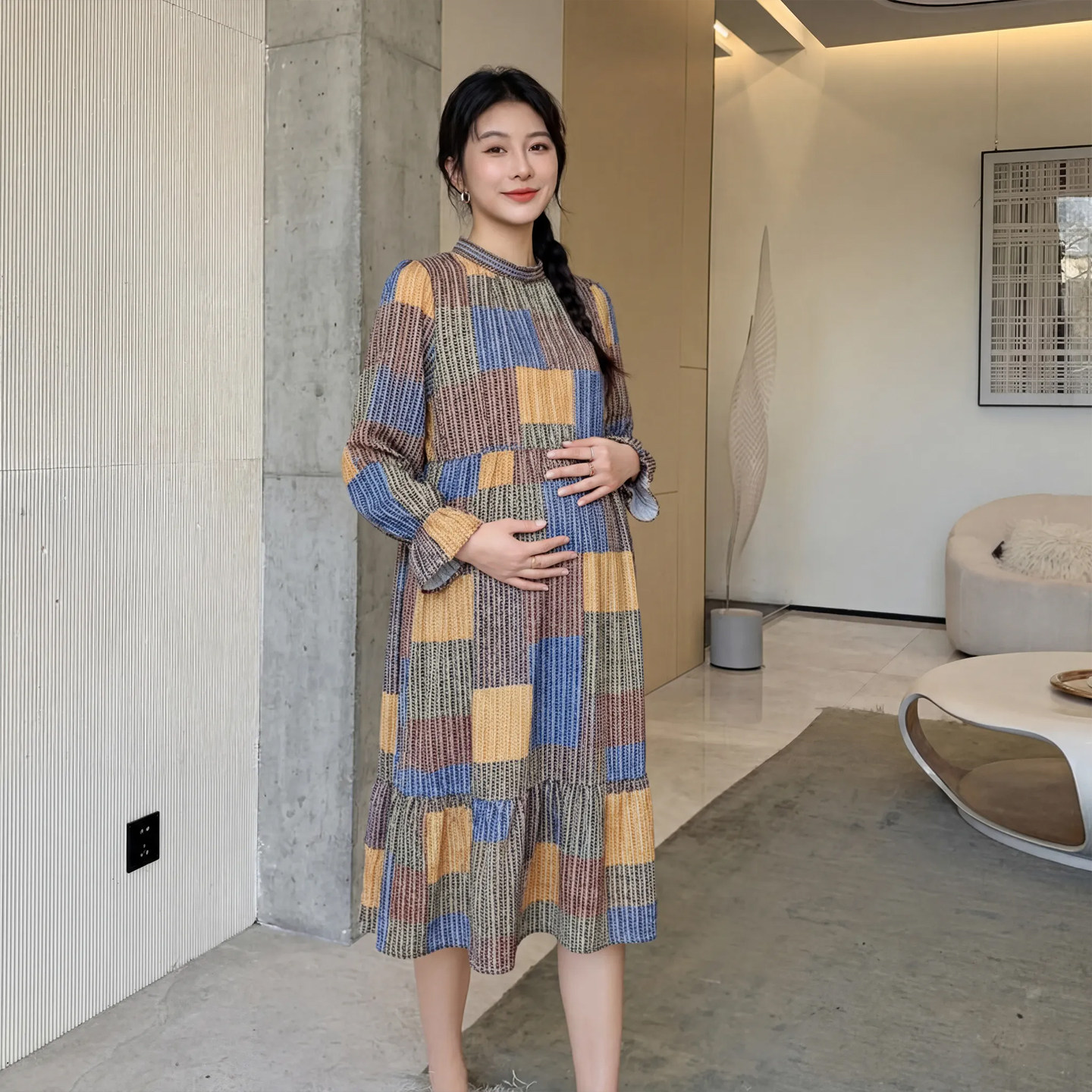 孕妇立领撞色格子连衣裙春夏新款