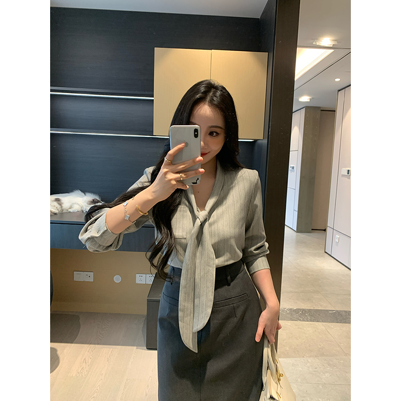 XINYI【通勤bi备】春季条纹衬衣+高腰半身裙显瘦两件套X625A01211