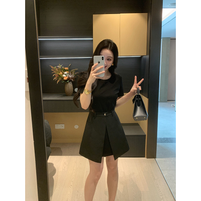 XINYI【纸片人】夏季拼接假两件连衣裙收腰显瘦气质正肩小黑裙