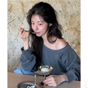 直邮 韩国代购官网女装musinsa 小性感斜领口露肩卫衣