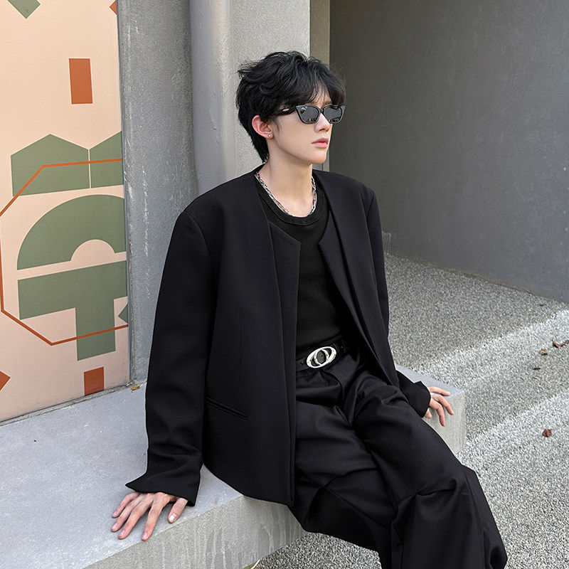 小众结构穿搭痞帅风西装外套男模高级感设计感无领垫肩西服夹克潮