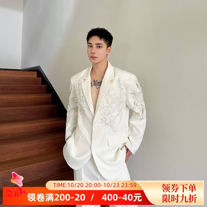 秋季轻奢高定走秀款手工钻石亮片绣花重工艺白色休闲西服外套高级