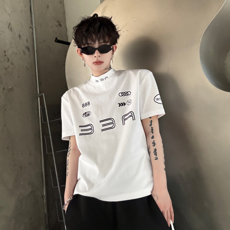 潮牌ins半高领正肩贴身短袖机车风t恤男印花美式街头赛车半袖上衣