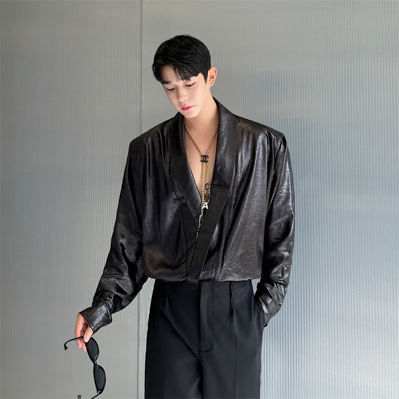小众液态光泽亮面大V领高级感皮衬衣外套男雅痞炸街韩版痞帅衬衫