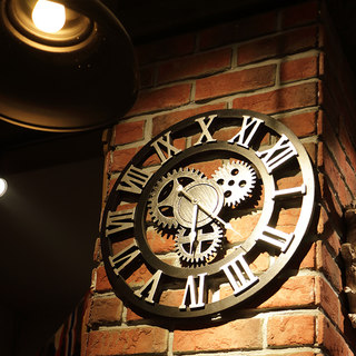 美式复古做旧齿轮挂钟 木质创意挂钟工业风钟表酒吧餐厅挂饰壁钟