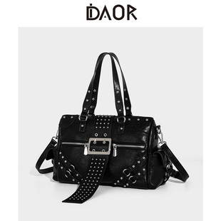 DAOR原创设计机车爱妃手提包女2025新款铆钉托特包时髦单肩斜挎包