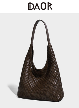 DAOR秋冬复古手工编织包包大容量牛皮托特包女2025新款通勤单肩包