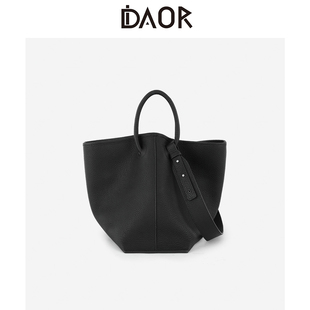 DAOR大容量小众菜篮子手提包包2025新款真皮翅膀包单肩斜挎托特包