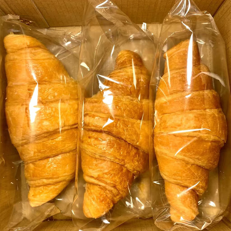 黄油牛角包整箱可颂面包上班早餐下午茶解馋休闲健康零食品小糕点